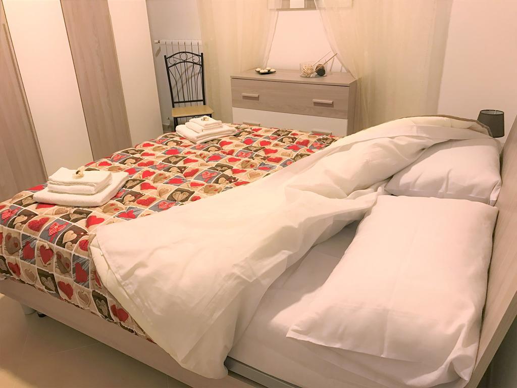 La Dolce Notte Villa ทริจเจียโน ภายนอก รูปภาพ