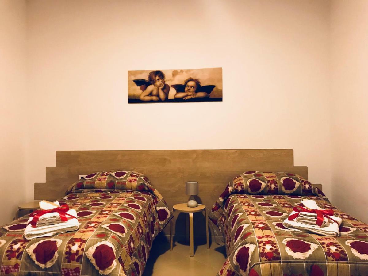 La Dolce Notte Villa ทริจเจียโน ภายนอก รูปภาพ