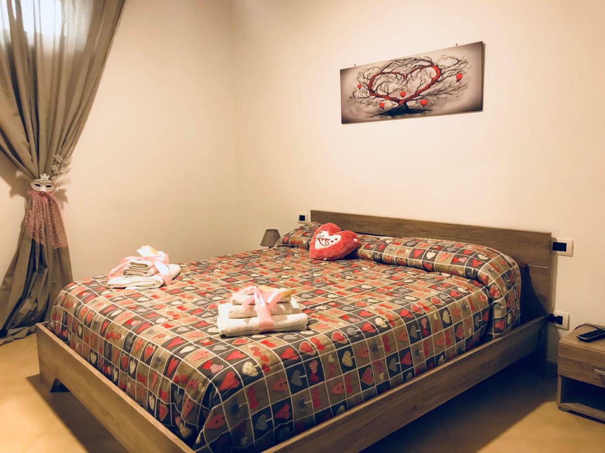 La Dolce Notte Villa ทริจเจียโน ภายนอก รูปภาพ